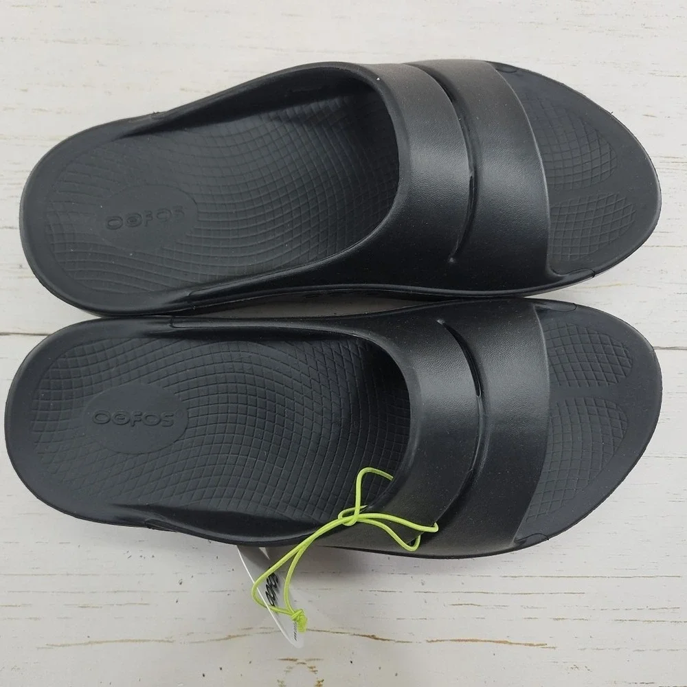 OOFOS OOahh Recovery Black Slip On Slide Sandals Mens 10 Comfort Sport Athletic